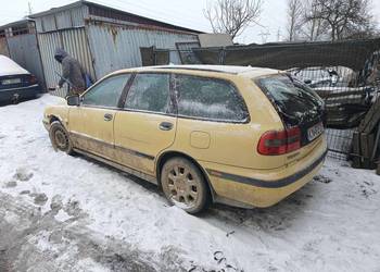 Listwy sierpy błotników Volvo s40 v40 96-00