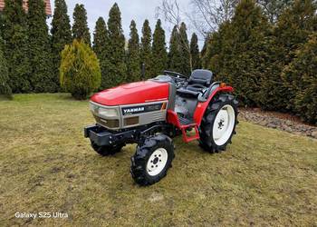 Traktorek Japoński Yanmar F210 21 KM 4x4 Wspomaganie Rewers