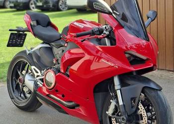 Ducati Panigale V2