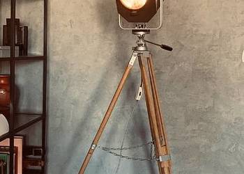 Lampa teatralna z ubiegłego stulecia PRL Vintage loft