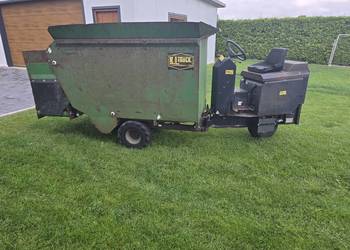 Mini paszowóz samojezdny Diesel