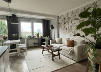 ZACISZNY DOM Z WIDOKIEM NA PANORAMĘ MIASTA. Wschody Słońca, Prywatny Ogród