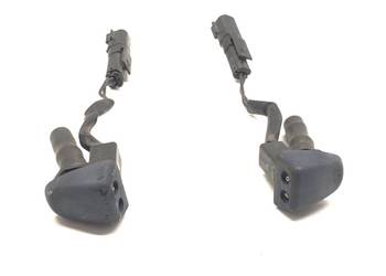 DYSZE SPRYSKIWACZY Z MASKI VOLVO V70 III 07-16