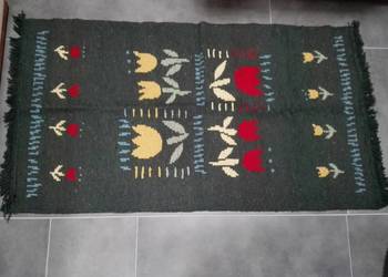 Dywanik rozmiar 126 cm x 67 cm  możliwość wysyłki