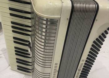 Sprzedam akordeon Hohner 120 Basów