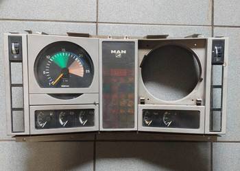 Deska rozdzielcza Zegary MAN licznik 81.27202.6080