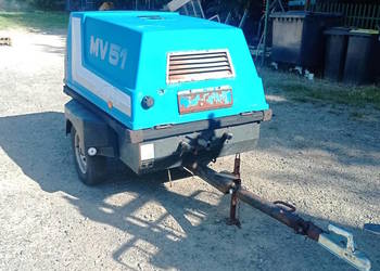 Sprężarka śrubowa  kompresor spalinowy Maco 3,9 m3/m zrejestrowany