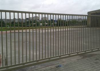 Bramy ogrodzeniowe przemysłowe