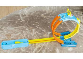 Hot Wheels Track Builder Zdublowana Pętla HDX77