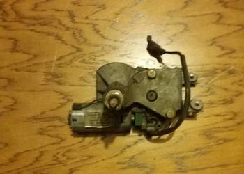 Opel Corsa B silniczek wycieraczki tył, nr. 90386268