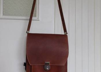 Torebka listonoszka ze skóry anilinowej