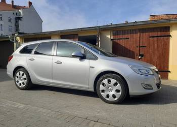 Opel Astra J 1.4T 140KM + LPG Kombi