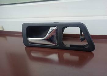 Mercedes 190 W201 klamka wewnętrzna drzwi prawy przód