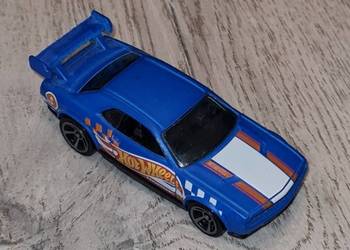 Autko samochód resorak Hot Wheels Dodge Challenger Drift Car
