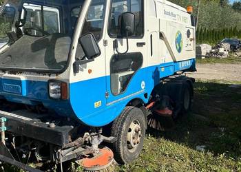 Zamiatarka uliczna Myjka Odkurzacz Pojazd Komunalny 4x2 Scarab Sweepers