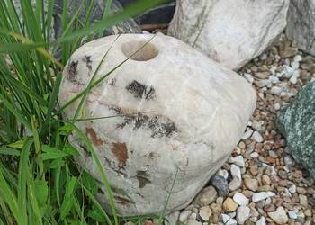 Fontanna kamienna wodotrysk do ogrodu kamień naturalny Bryła głaz Monolit