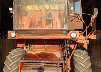 Kombajn zbożowy bizon Zo56