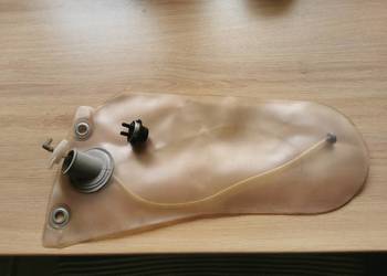 Spryskiwacz komplet z pompką Fiat 126 p stary typ