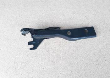 VW POLO ZAWIAS MASKI LEWY PRZÓD UCHWYT 6R0823301B