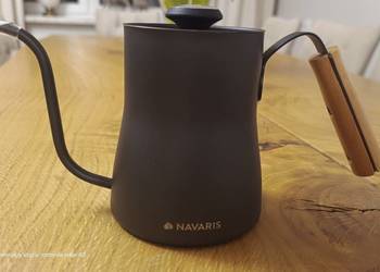 Czajnik z termometrem marki Navaris