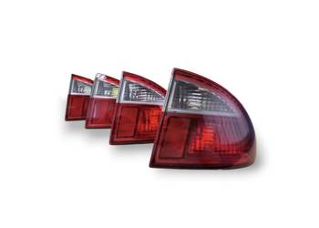 LAMPA TYŁ PRAWY TYLNA PRAWA W BŁOTNIK SEAT LEON I 1M6945096A