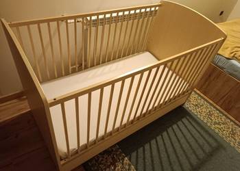 Łóżeczko dla dziecka 140x70 cm, z materacem, idealny stan!