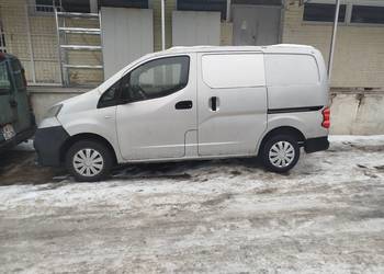 Nissan NV 200 2015 chłodnia