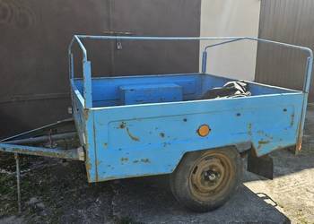 Przyczepka lekka samochodowa z dokumentami