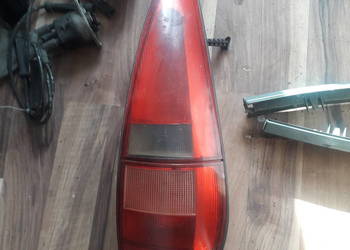 Tylna prawa lampa RENAULT LAGUNA I COMBI