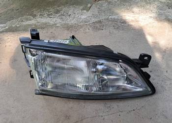 Lampa przód P Opel Vectra II