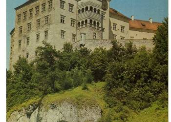 PIESKOWA SKAŁA ZAMEK PAŃSTWOWE ZBIORY SZTUKI na WAWELU