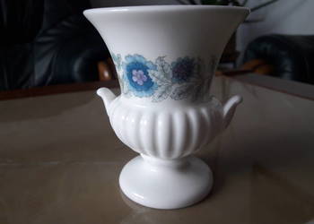 Wazonik amfora Wedgwood