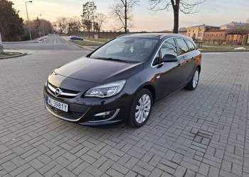 Opel Astra Cosmo 2015 rok 1.4 Turbo 140 KM serwis ASO