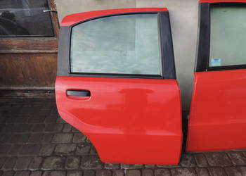 FIAT PANDA 2 DRZWI PRAWE TYLNE PRAWY TYŁ