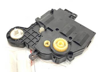 SILNIK NAGRZEWNICY TOYOTA 063800-9004 COROLLA E21