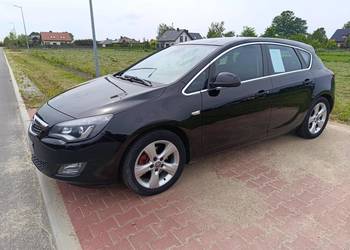 Sprzedam Opel Astra J 1-6 Turbo 180km  LPG 2010 Hatchback