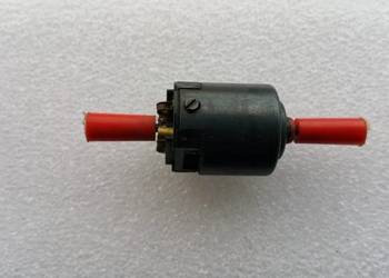 Silnik z przegubami do lokomotywy VT 137 TYP 3 Piko-H0