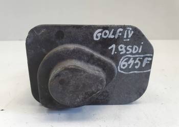 PRZEPUSTNICA VW Golf IV 1.9 SDI _ 038128063Cprzepustnica