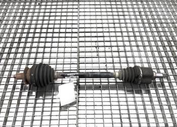 PÓŁOŚ LEWY PRZÓD SKODA FABIA III 6C0407271H 1.0 75KM PRZEGUB