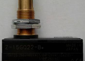 Wyłącznik krańcowy Omron Z-15GQ22-B