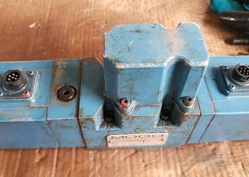 Zawór hydrauliczny Moog D 651-130
