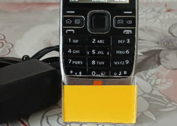 Nokia E52