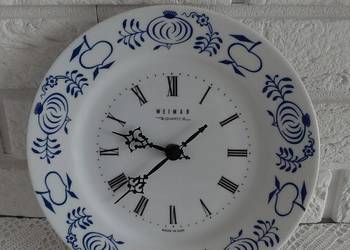 Zegar ścienny wzór cebulowy.