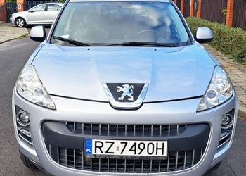 Peugeot 4007 4x4 w wersji 7 osobowej z 2007 r. 2.2hdi 156 km