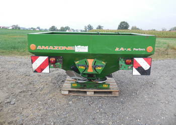 Rozsiewacz Siewnik nawozu AMAZONE ZA-X PERFECT 1402