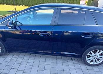 Toyota Avensis Combi t27 1.8 benzyna/gaz sprzedam