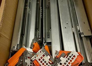 Prowadnice BLUM Tandem 400 Blumotion cichy domyk, pełen wysuw