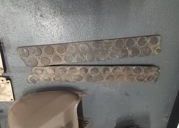 Guma gumy podnóżków podestów Simson skuter SR50 SR 80 oryginalne DDR