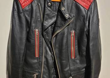 Skórzana kurtka motocyklowa.