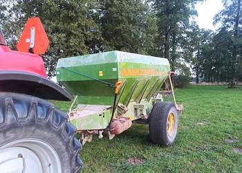 Rozsiewacz do Wapna Amażone ZG5000- ślimakowy, solidny, sprawny, precyzyjny